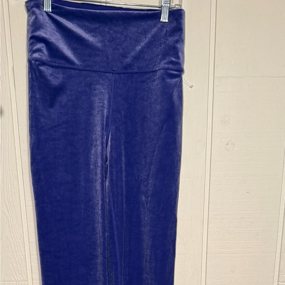 Athleta Elation Velvet Flare Pant Sz S Purple NWOT - Picture 1 of 10